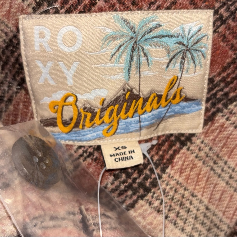Roxy Red and Brown Plaid Cropped Shacket NWT - Picture 6 of 6